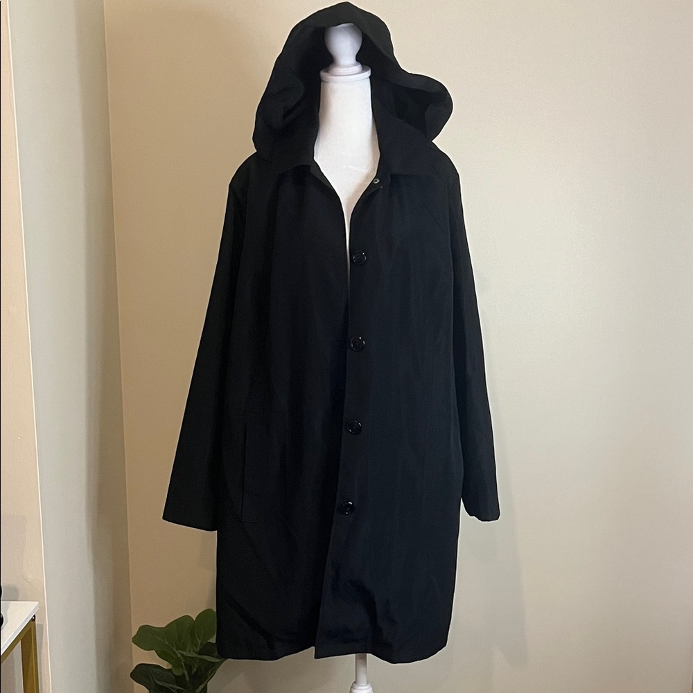 Relativity Women’s Black Raincoat with Hood Size 1X